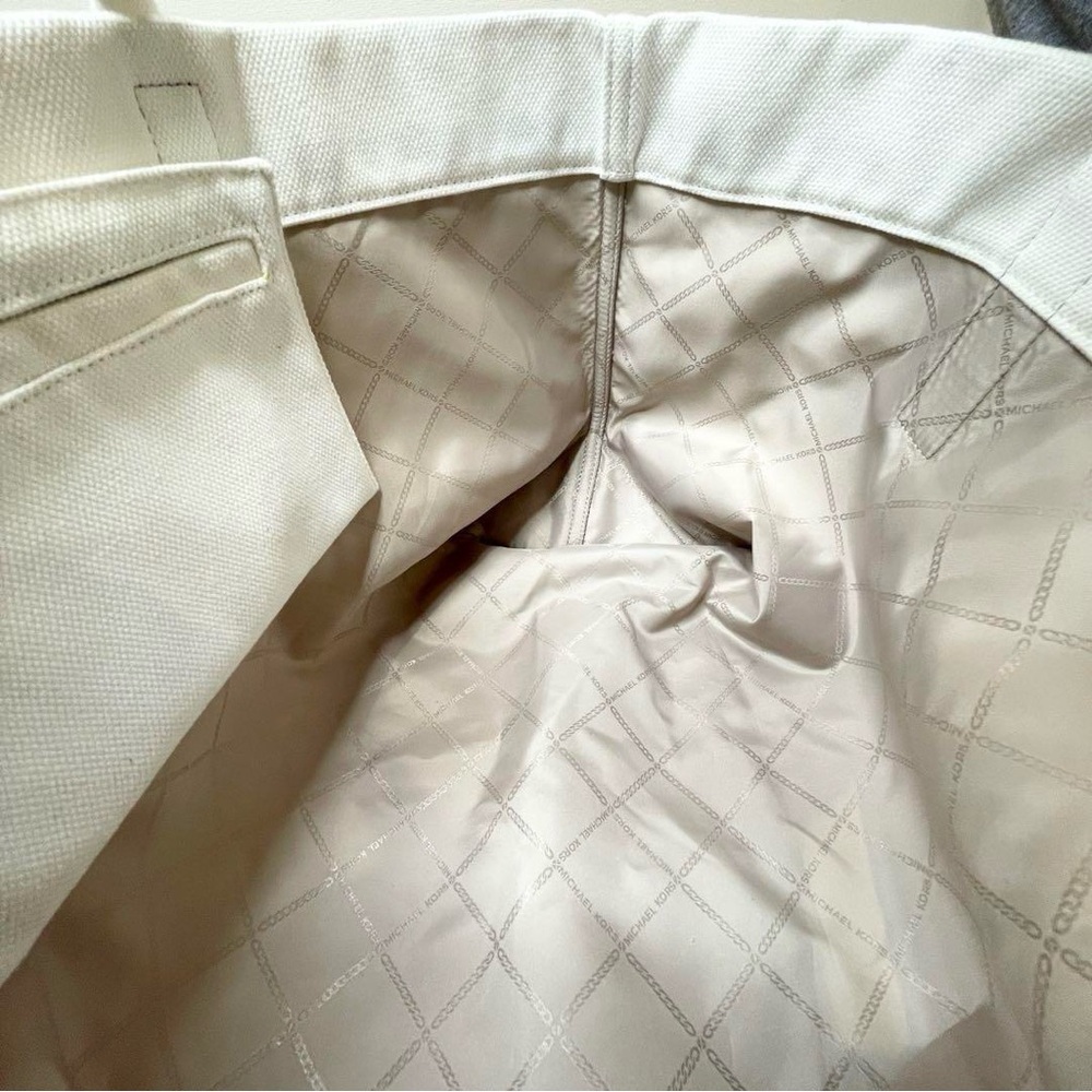 MICHAEL KORS LARGE EMBELLISHED LOGO CANVAS TOTE BAG - Picture 10 of 12